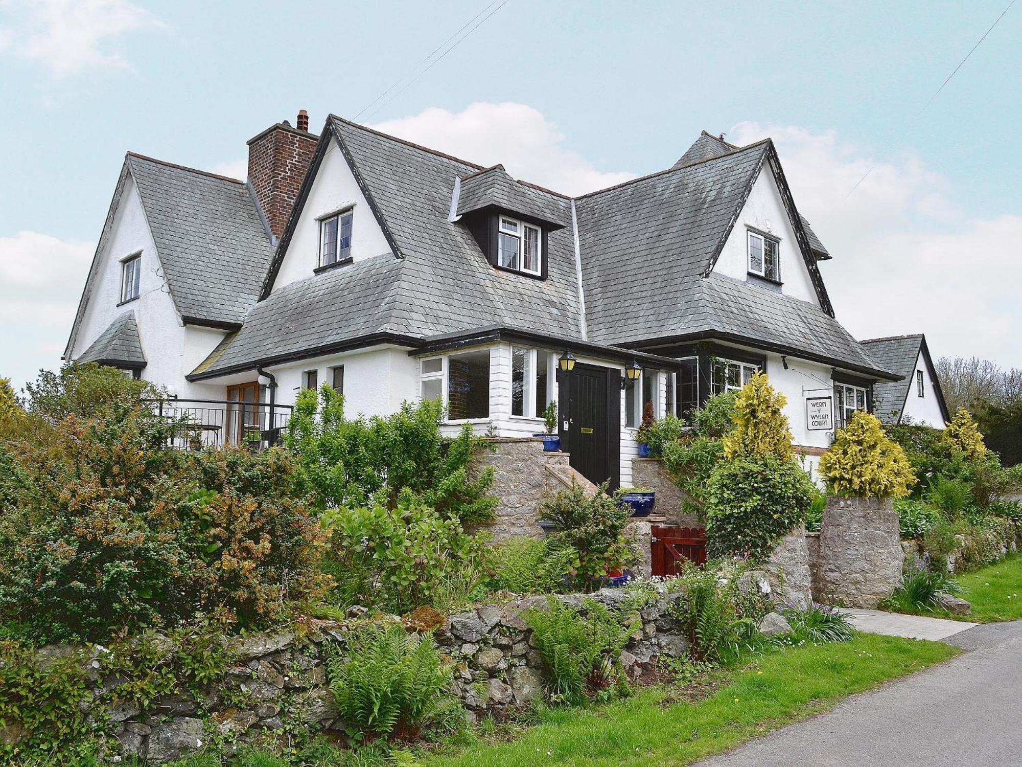 Vila Wern Y Wylan Court Llanddona Exteriér fotografie